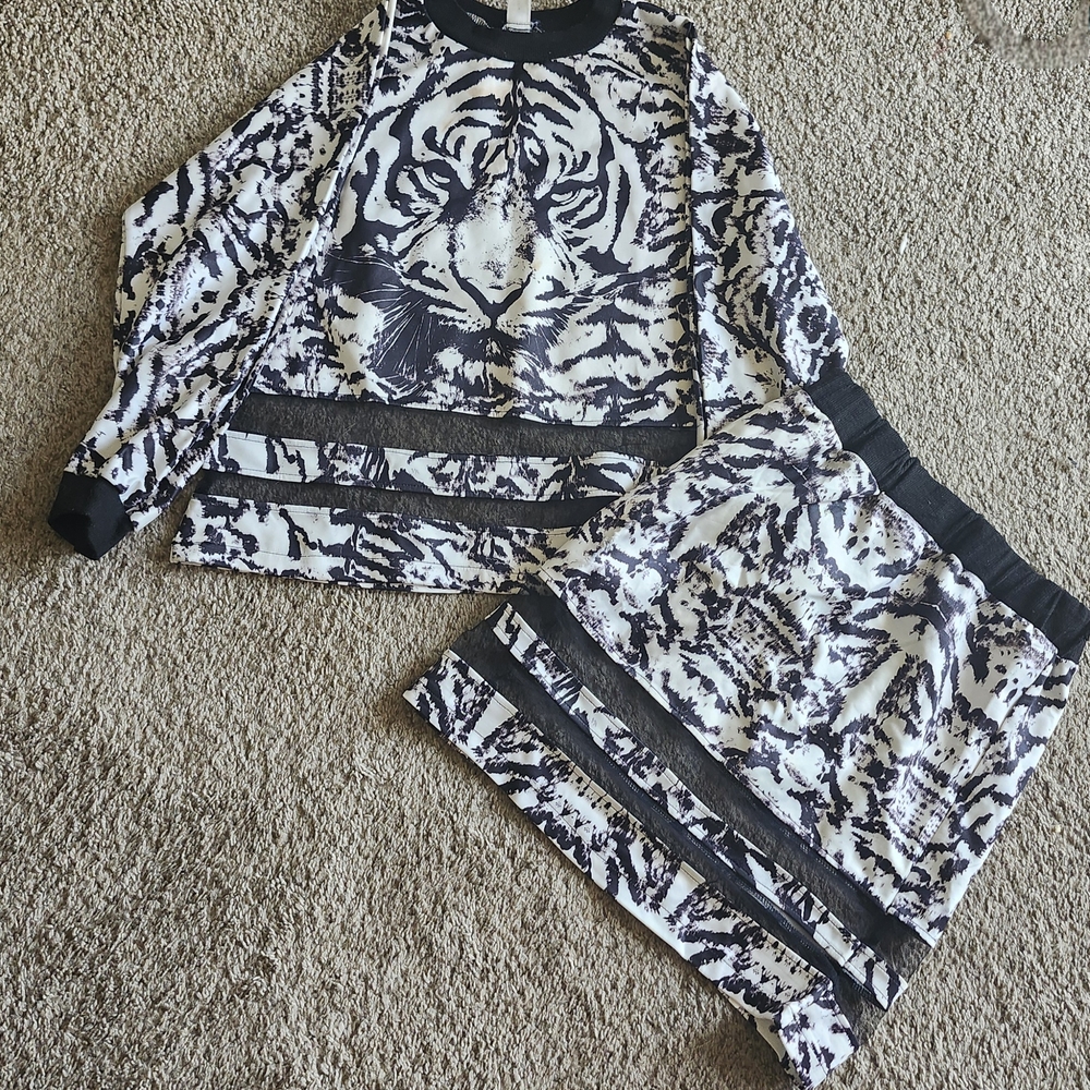 Monochrome Tiger Print Womens Skirt Set